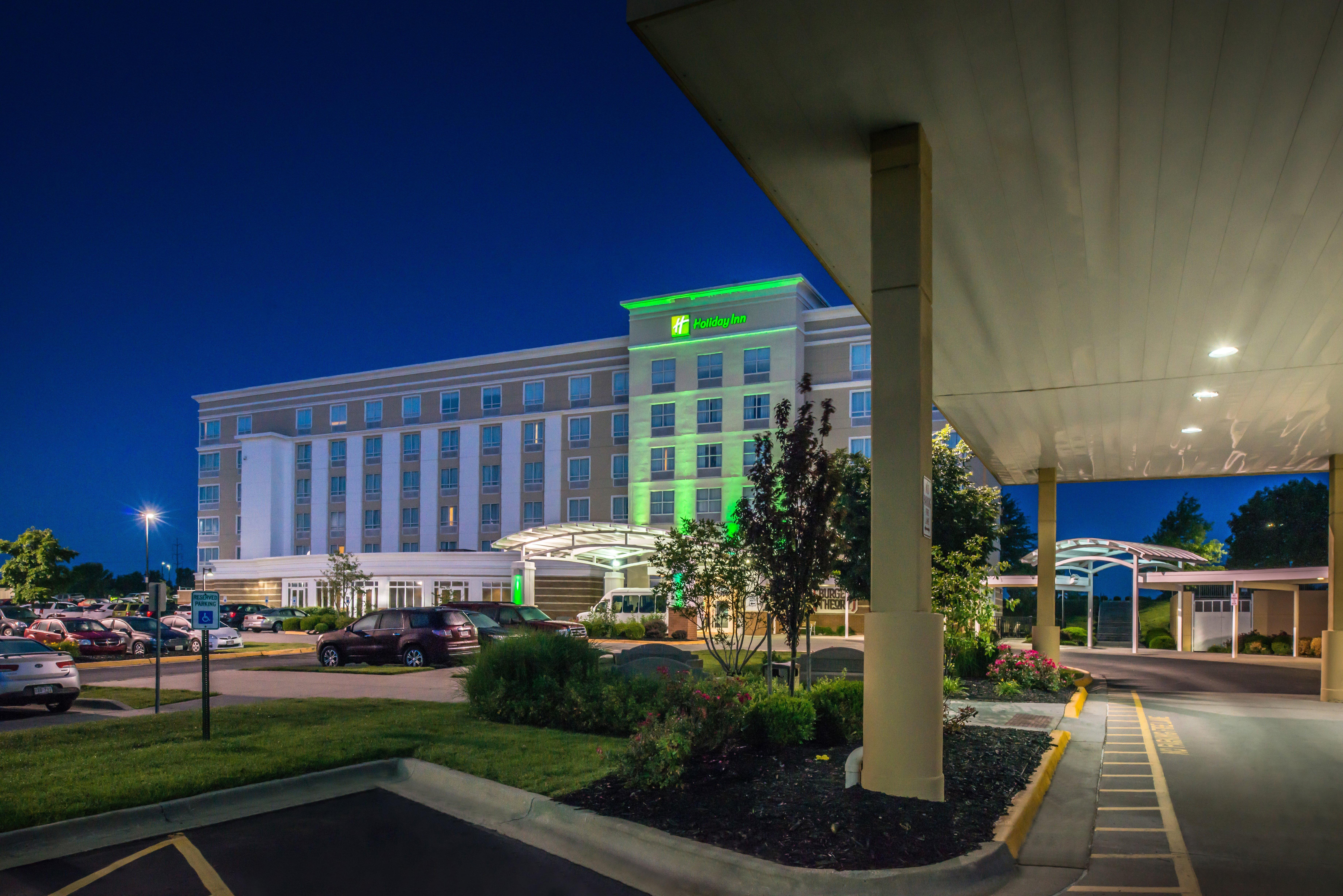 Kansas Airport By Ihg Hotel Kansas City