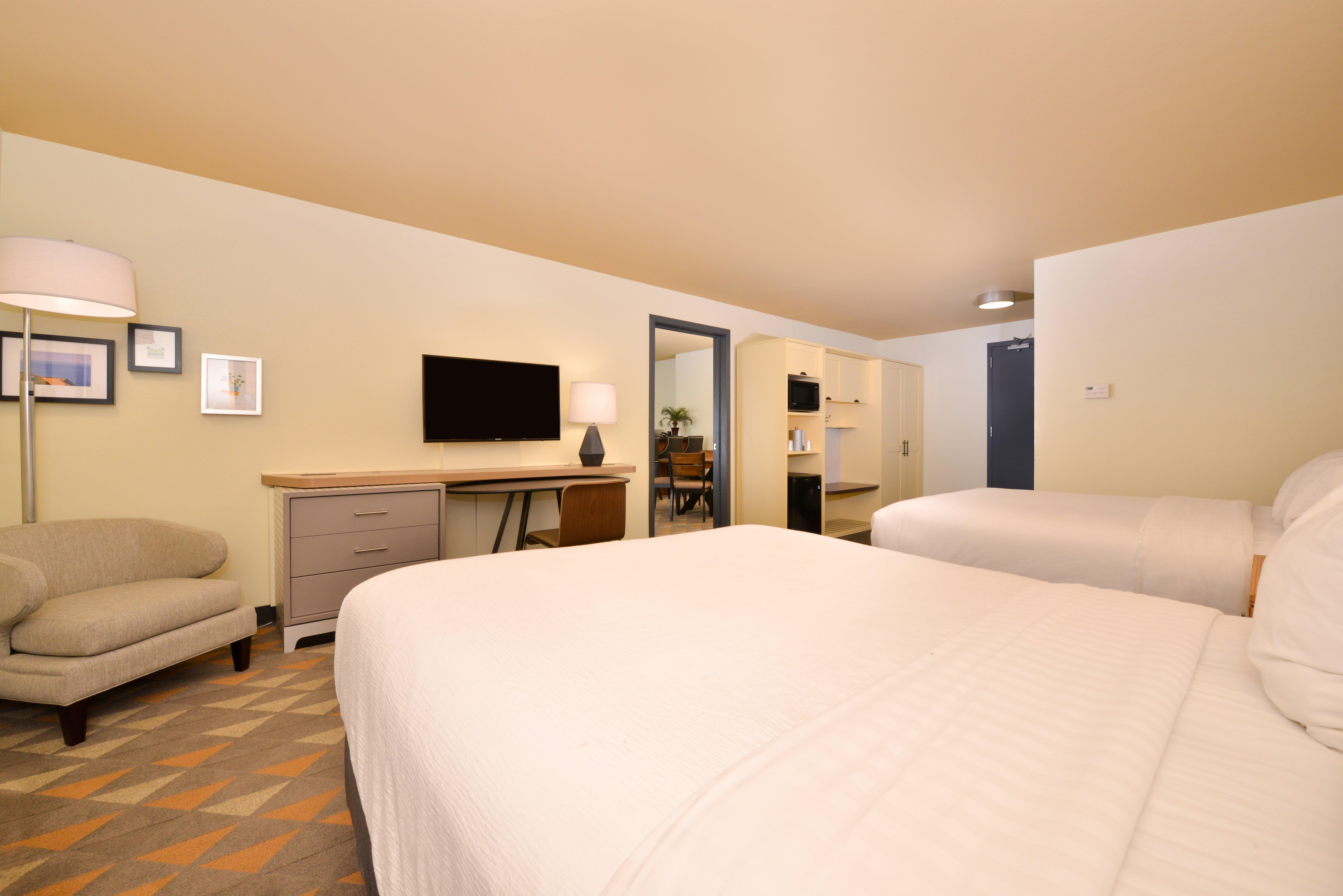 Hotel Kansas Airport By Ihg