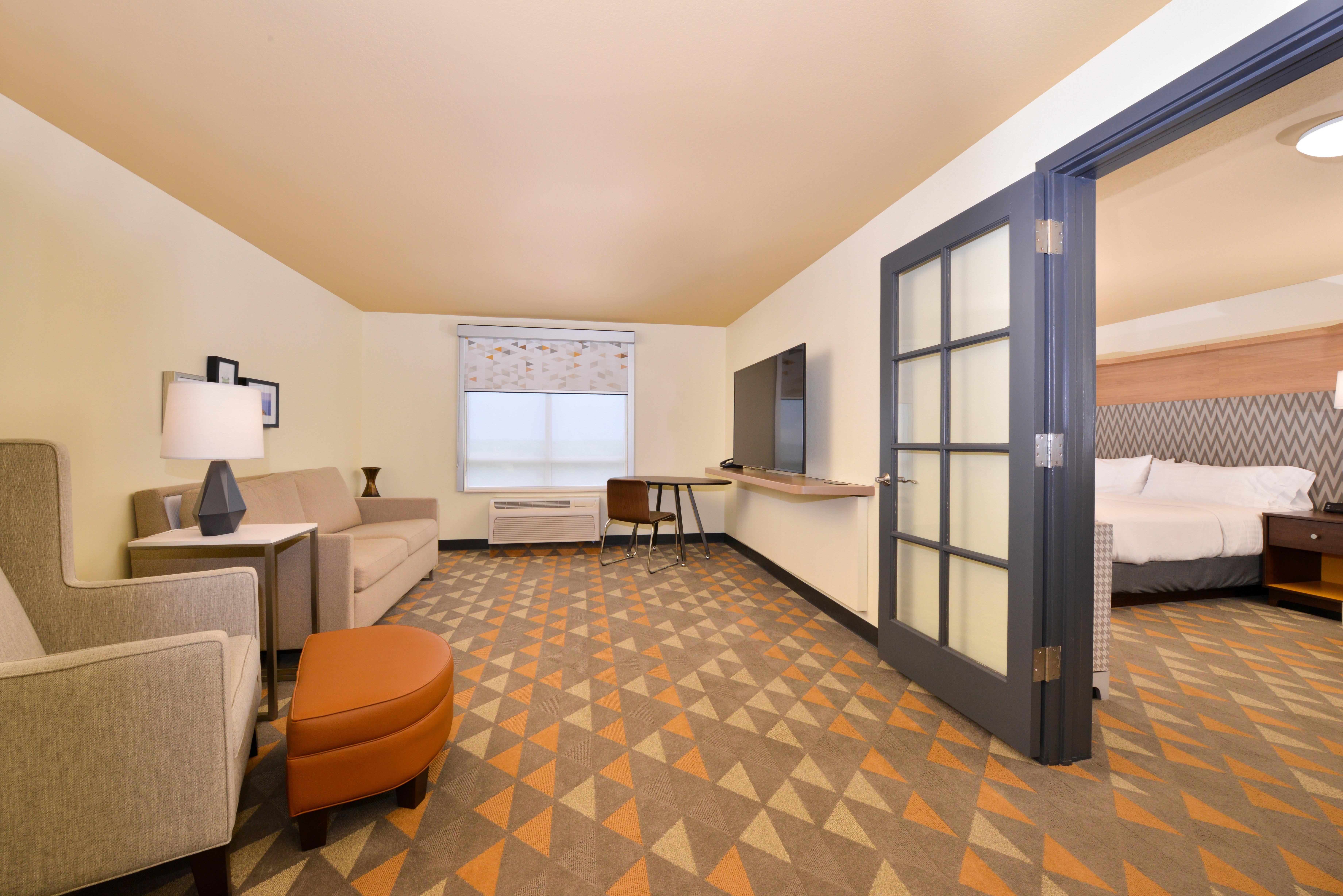 Kansas Airport By Ihg Hotel 2*